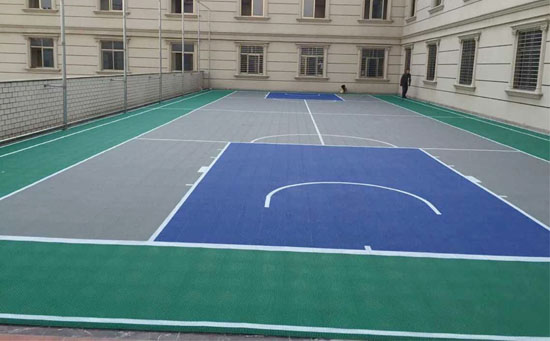 室外懸浮地板籃球場(chǎng)