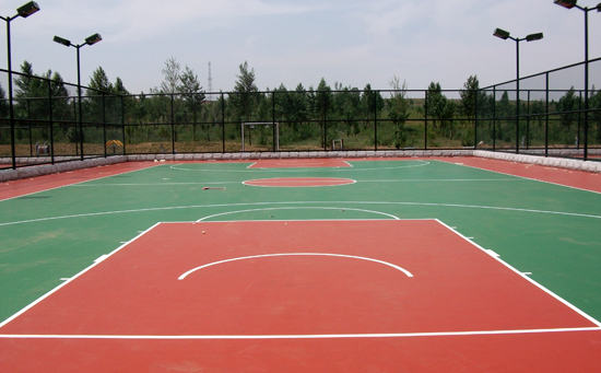 塑膠籃球場報(bào)價(jià)表塑膠籃球場因場地