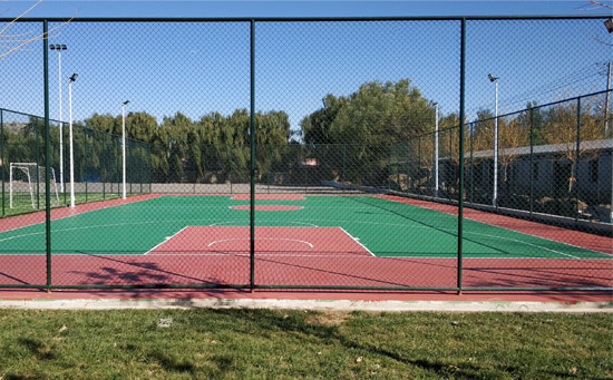 籃球場圍網(wǎng)施工價格與圍網(wǎng)面積有著很大的關(guān)系