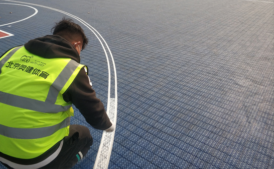 懸浮運(yùn)動(dòng)地板劃線(xiàn)