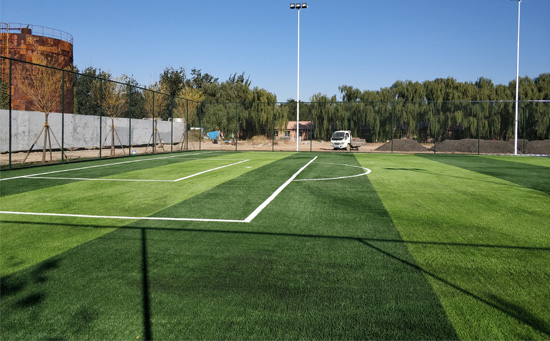 人造草坪足球場圖片